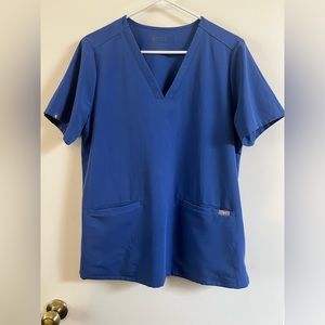 FIGS Women’s Casma scrub top. Color: denim blue. Large.